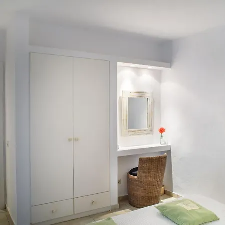 Luxury Villa Skiathos Two-Bedroom Suite Dyo Vromolimnos アパート *